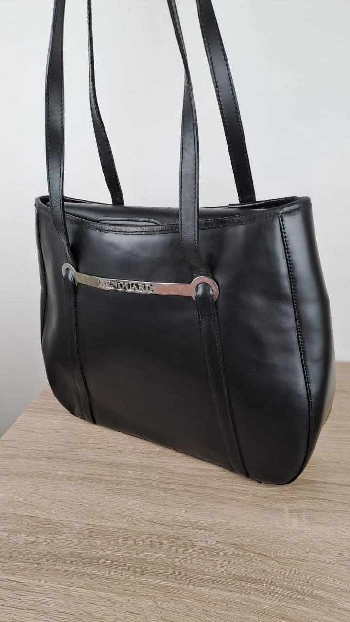 Sac à main porté épaule à rabat / Renouard Plancoët / Noir / Femme / Cuir / 136